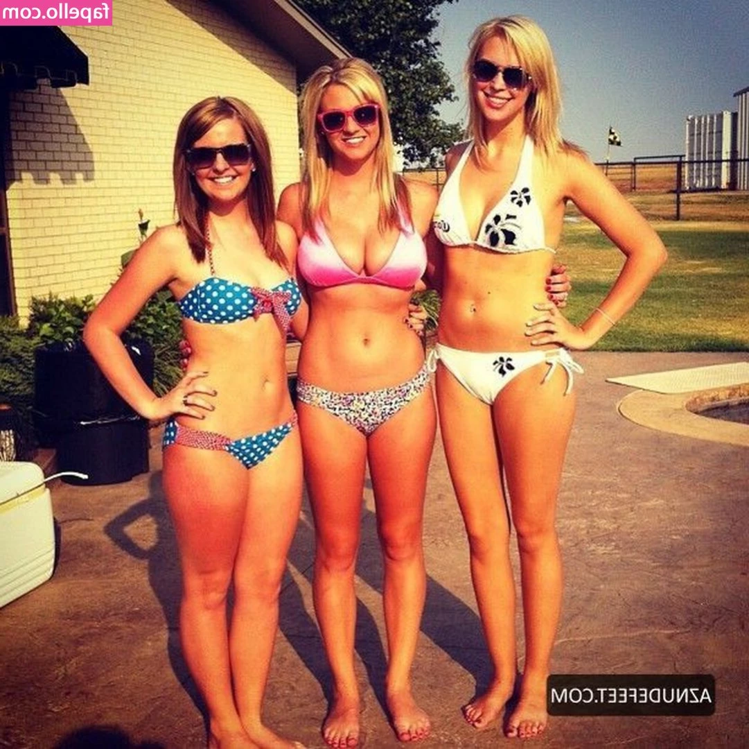 Taylorcusack - I love dressing up