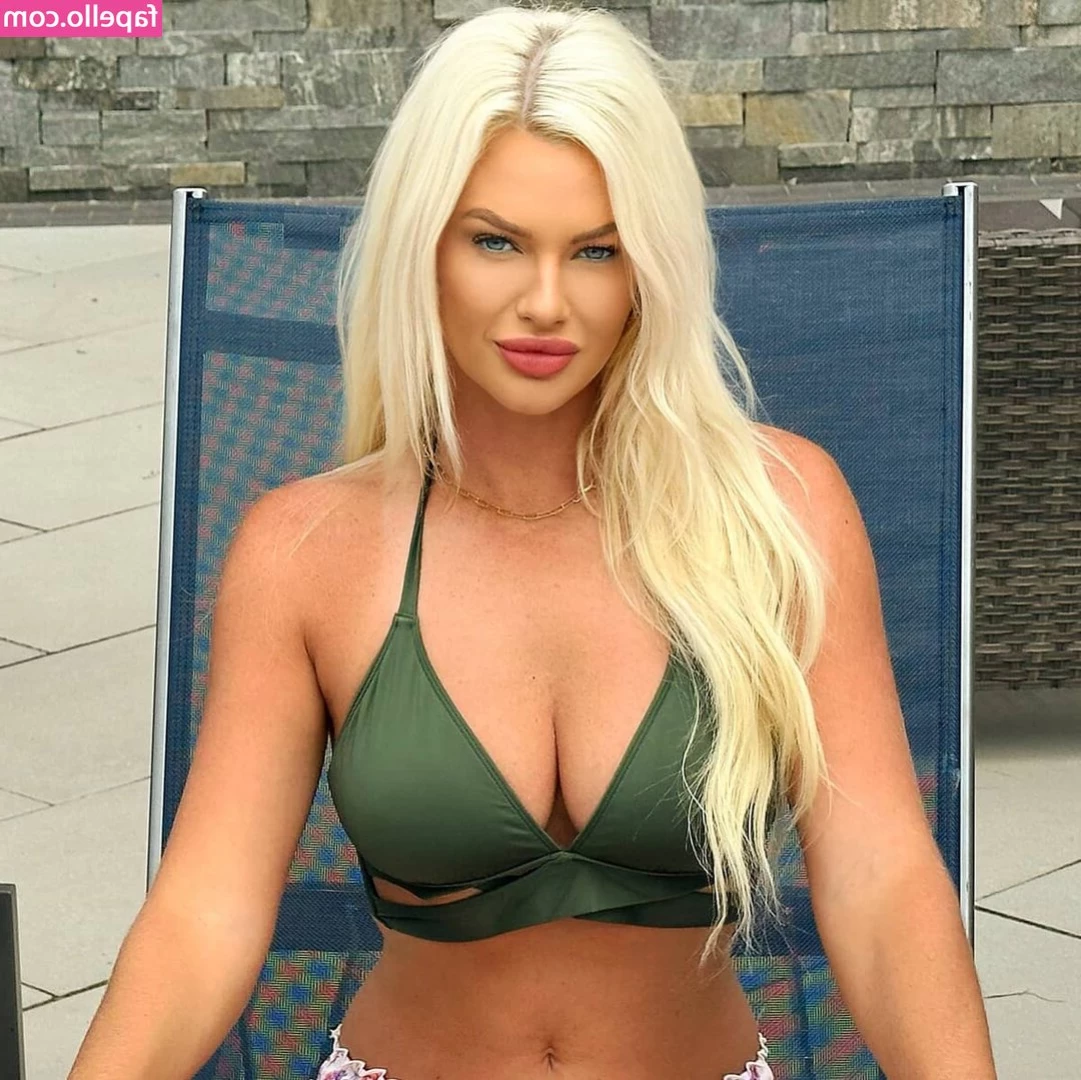 Taylorcusack - Do you like me in pink or in black more ? 🥹 I want to show you