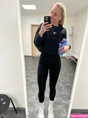 helen.de [ helen-de ] - G Evening