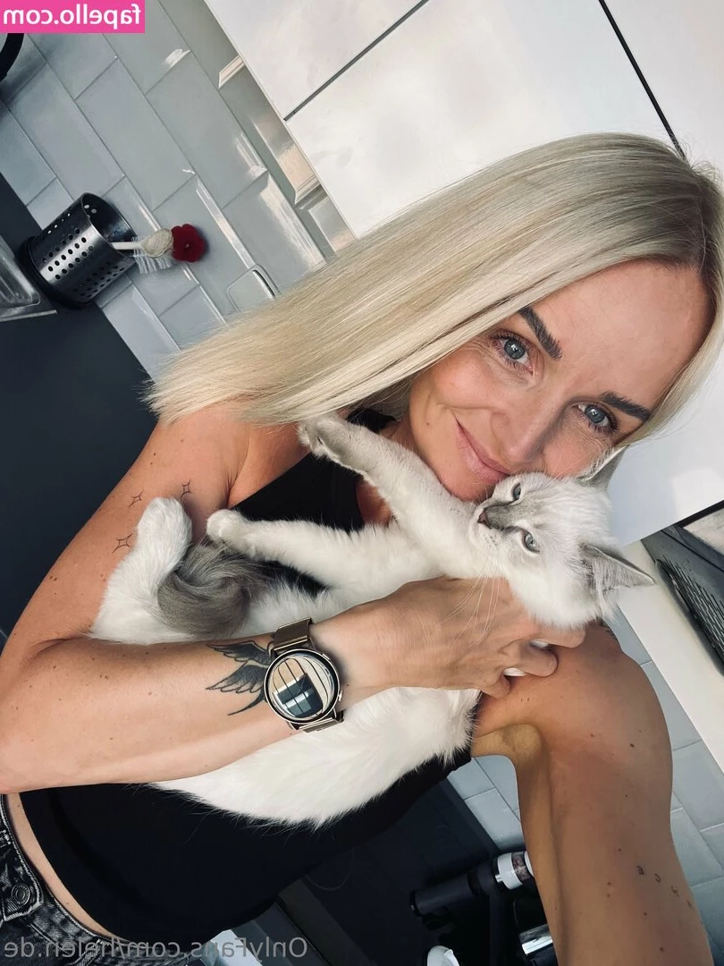 helen.de [ helen-de ] - Check your messages