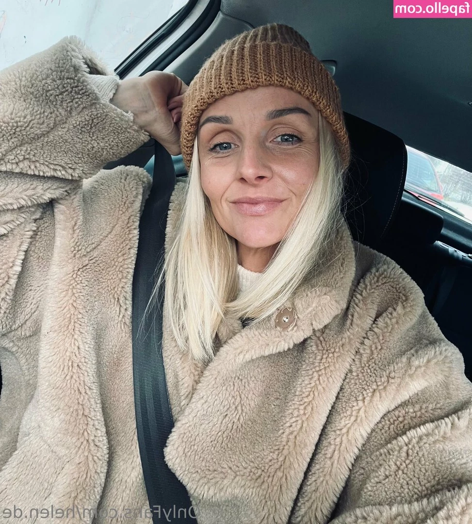 helen.de [ helen-de ] - Pretty in any colour XD