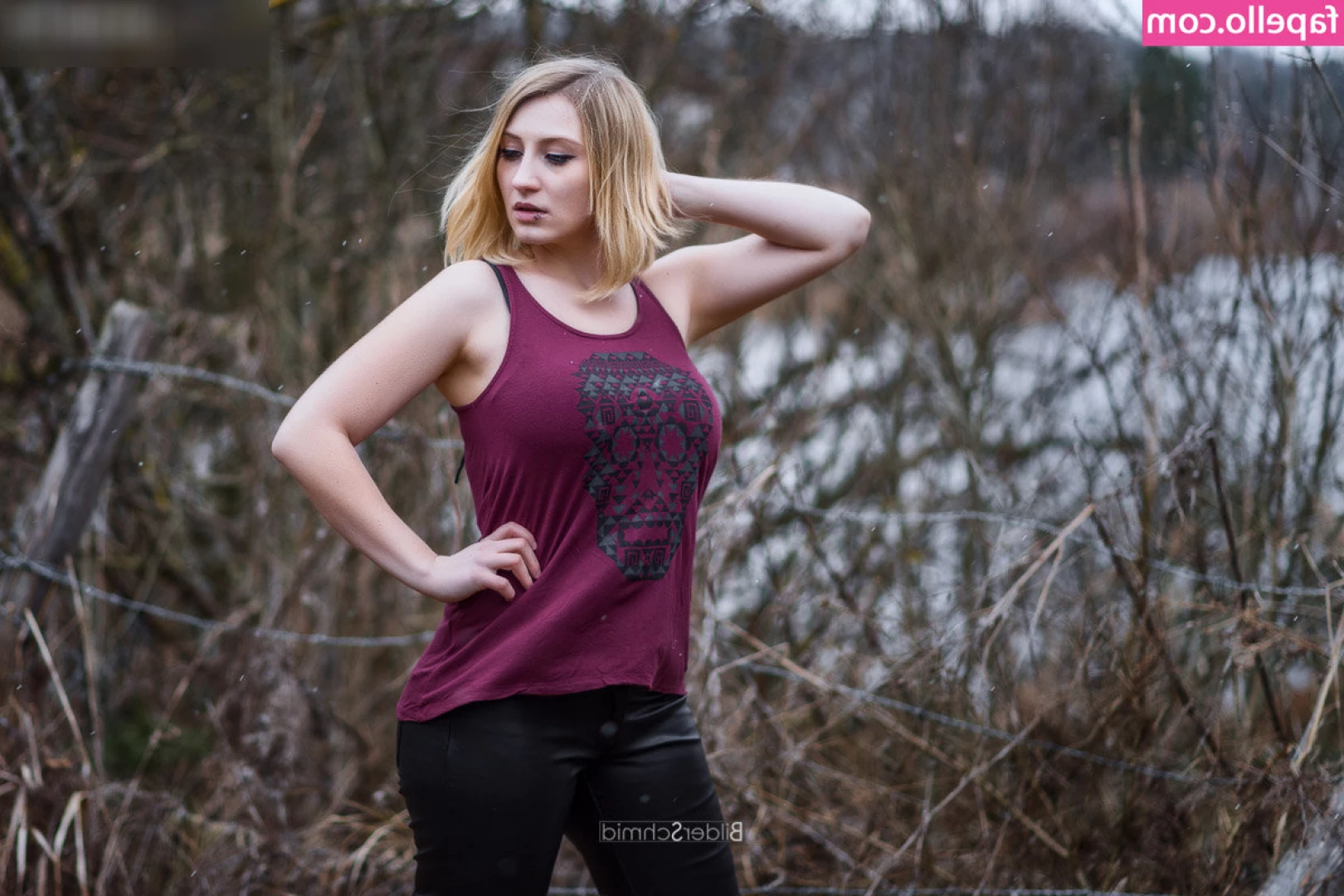 Arcana_Hereticae [ arcana-hereticae ] - I m meeting up with the couple of my dreams in a few to play with