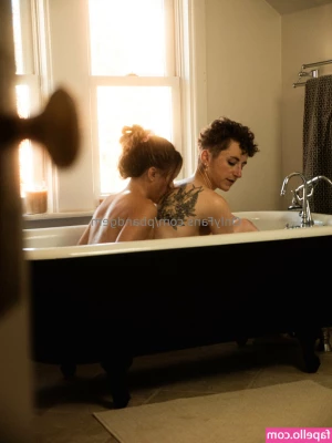 pbandgem - I don t know if you ve ever noticed  lol right  but I am really small