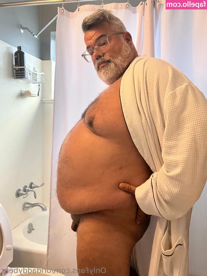 orldaddybear - Been working on Easter content all day 💓💓 going to be home all